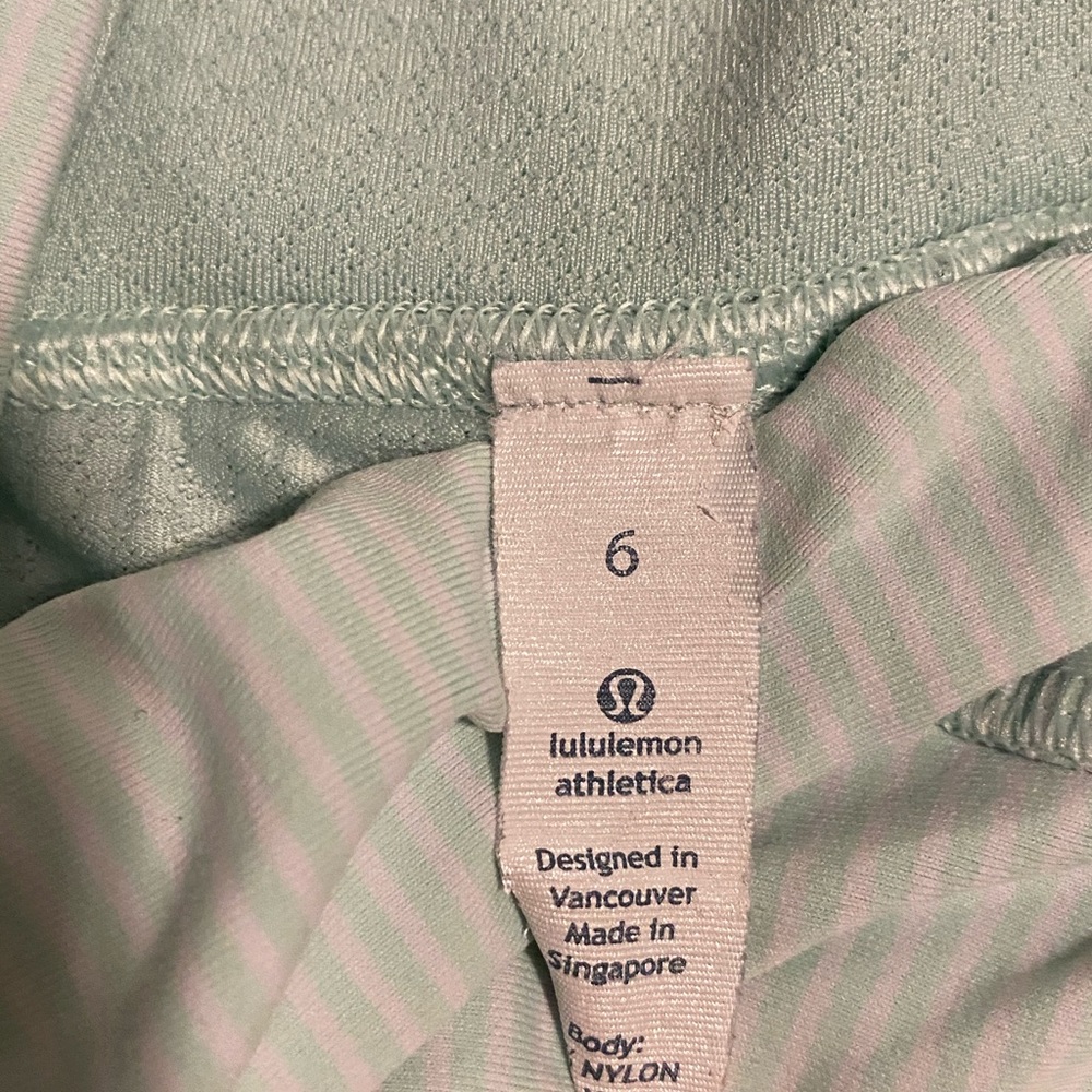 Lulu Lemon women’s tank top